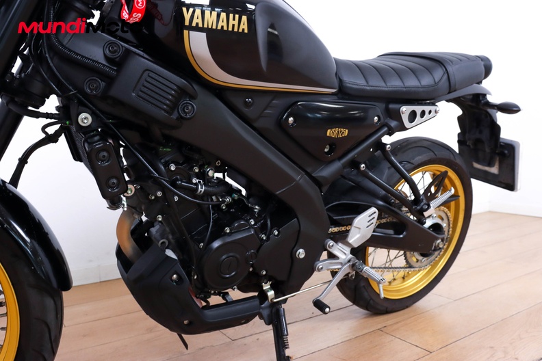 Motorbike image 8