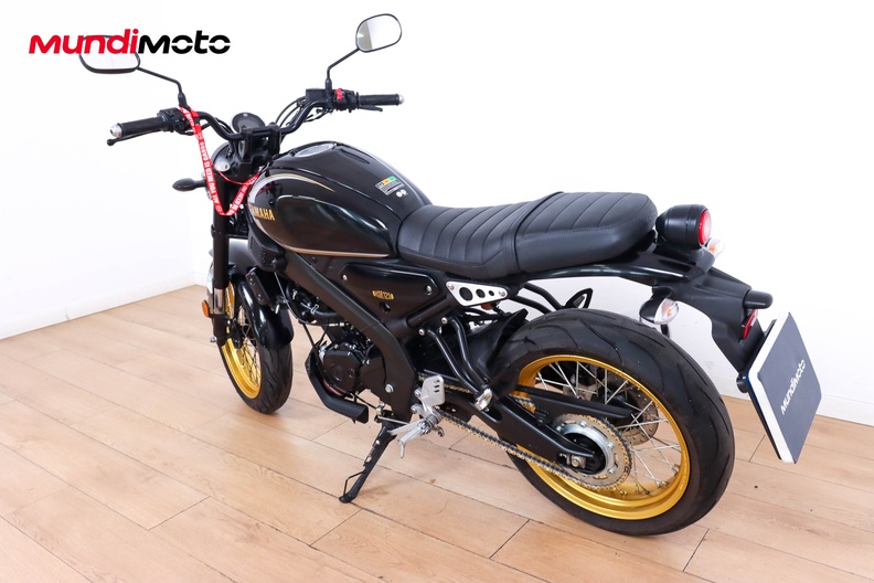 Motorbike image 6