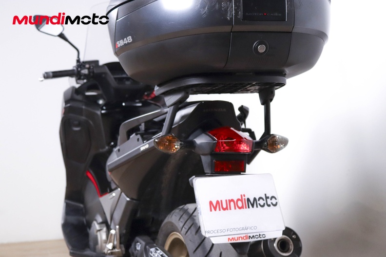 Motorbike image 9