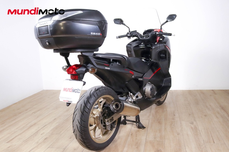 Motorbike image 2