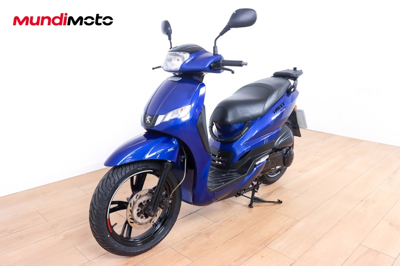 Motorbike image 7