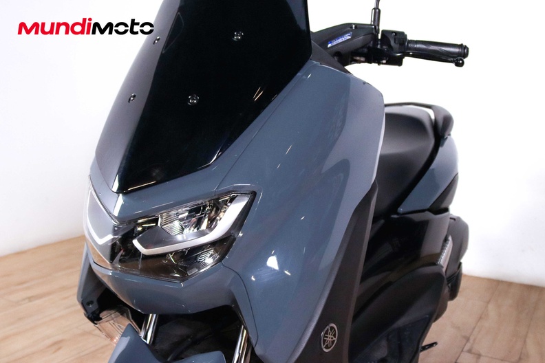 Motorbike image 8