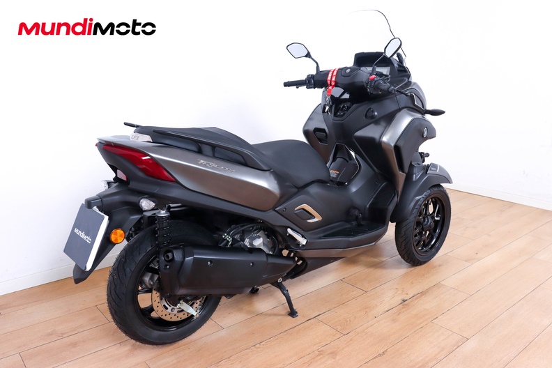 Motorbike image 2