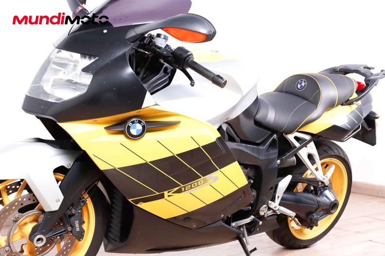 Motorbike image 9