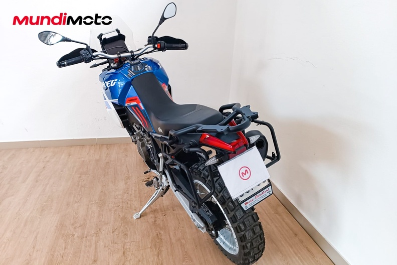 Motorbike image 7