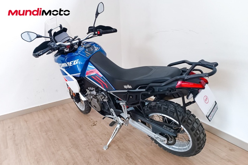 Motorbike image 9