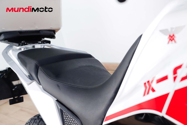 Motorbike image 13
