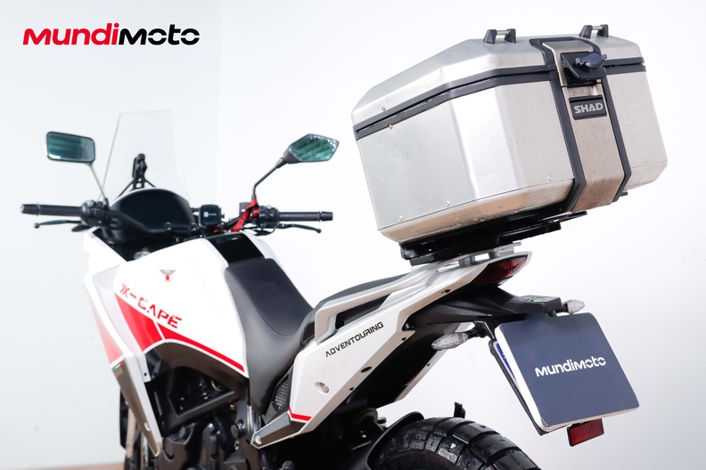 Motorbike image 9