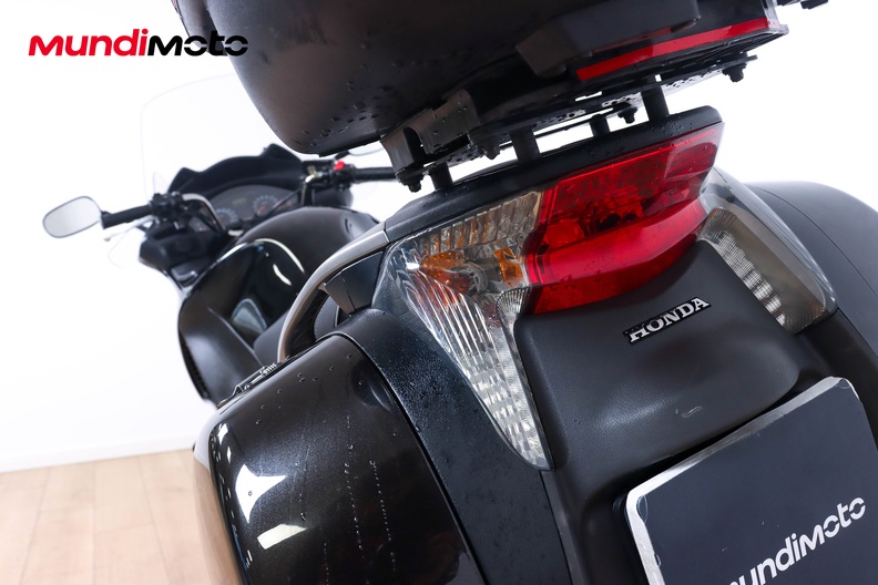 Motorbike image 9