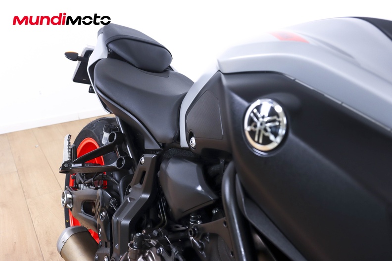 Motorbike image 12