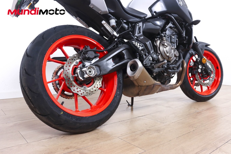 Motorbike image 3