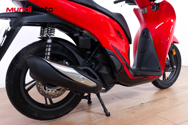Motorbike image 3