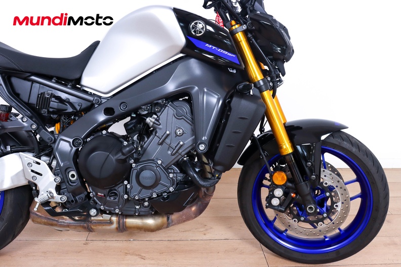 Motorbike image 13