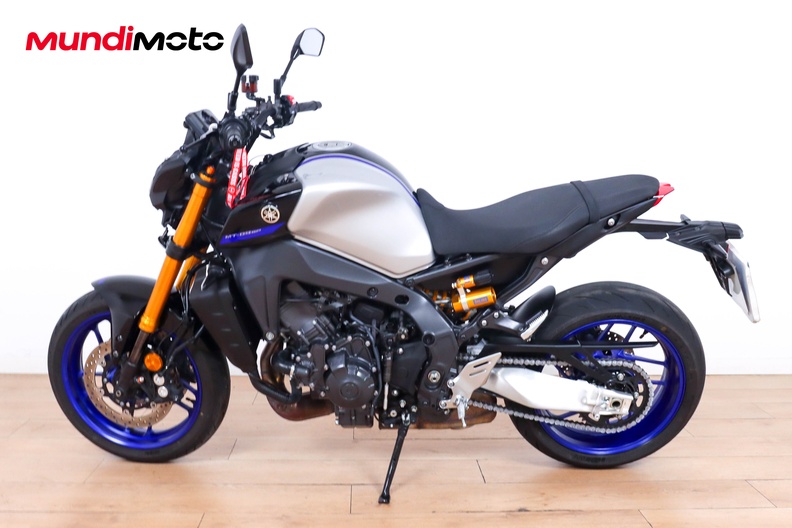 Motorbike image 5