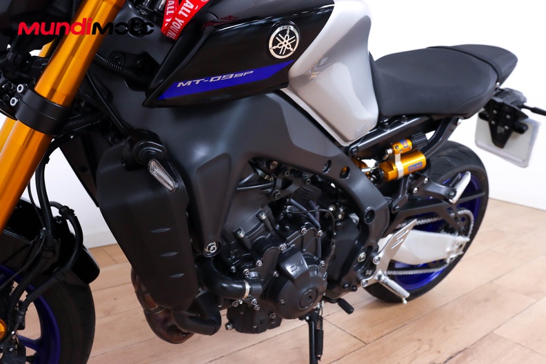 Motorbike image 8