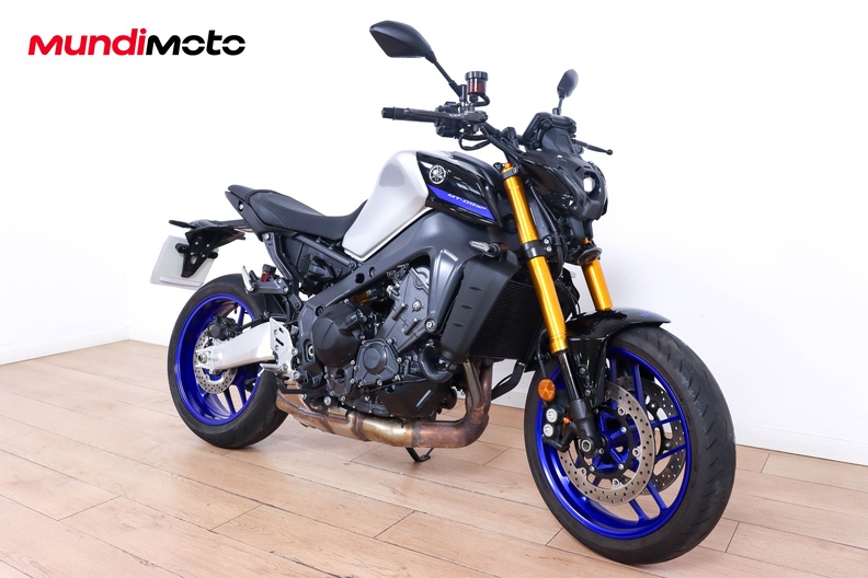 Motorbike image 1