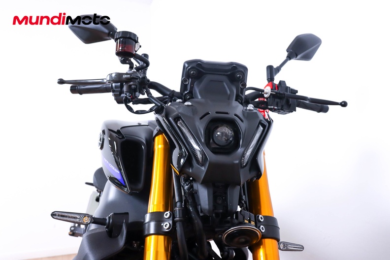 Motorbike image 4