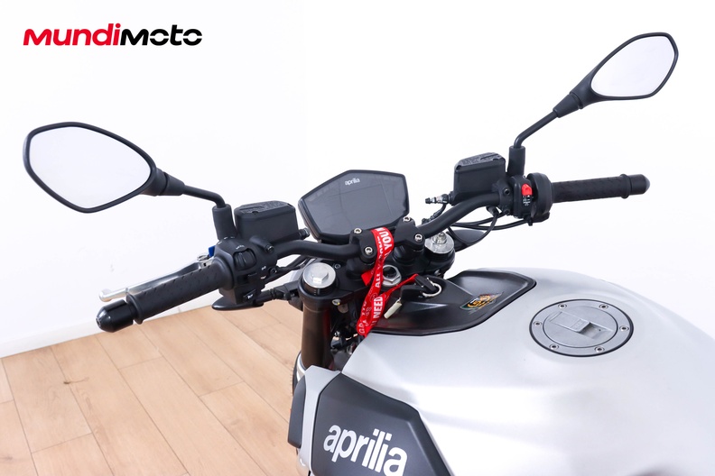 Motorbike image 10