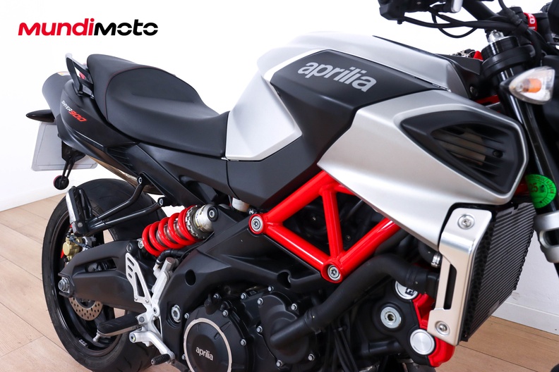 Motorbike image 13