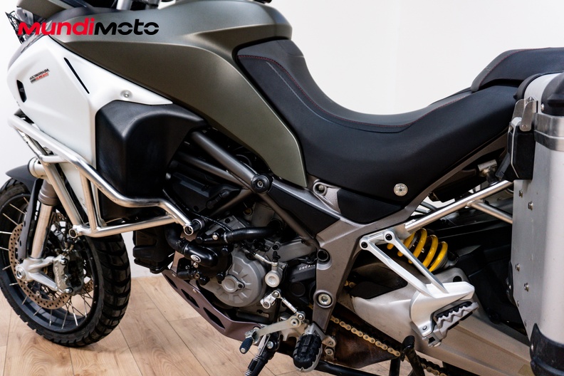 Motorbike image 8