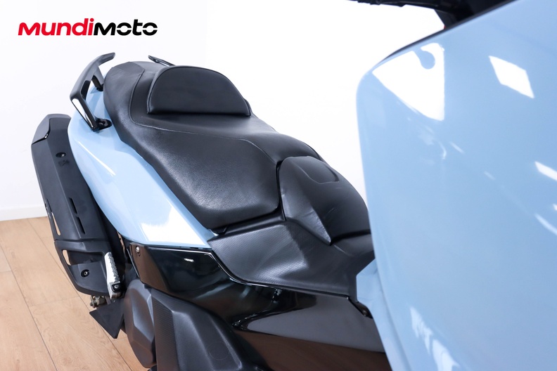 Motorbike image 12