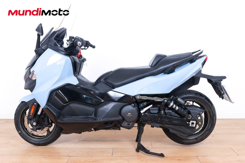 Motorbike image 5