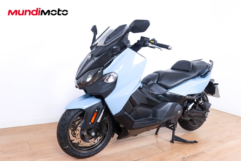 Motorbike image 7