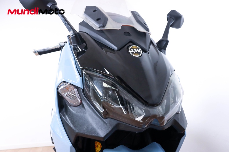 Motorbike image 4