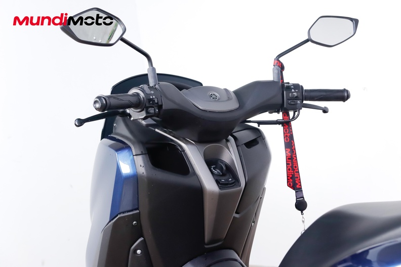Motorbike image 10