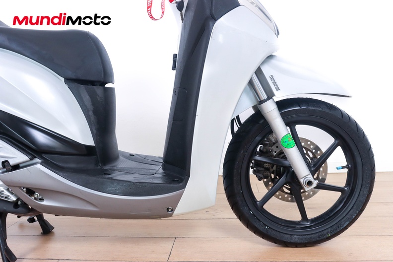 Motorbike image 12