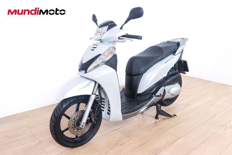 Motorbike image 7