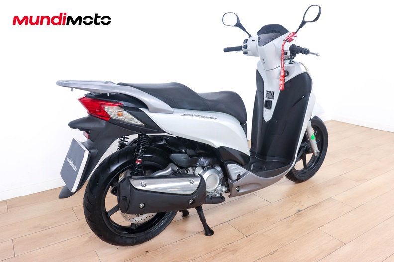 Motorbike image 2