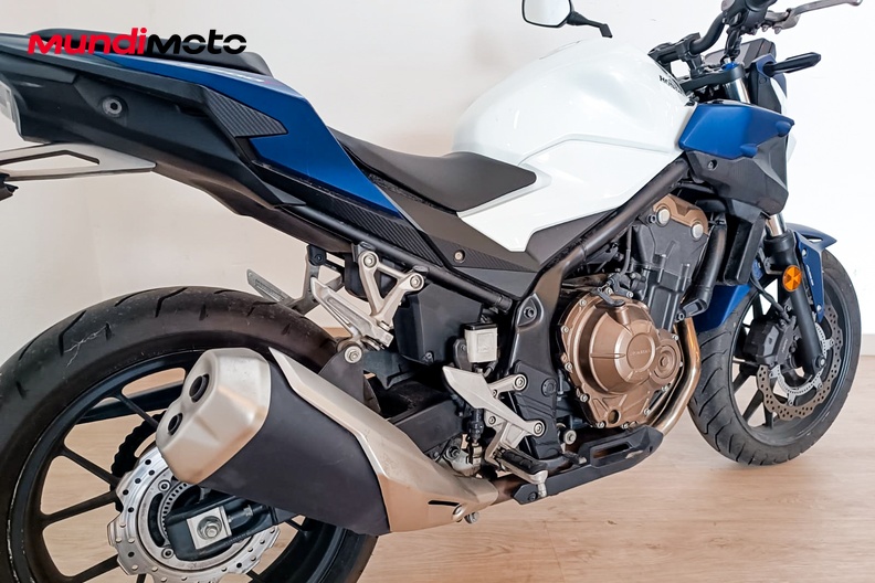 Motorbike image 3