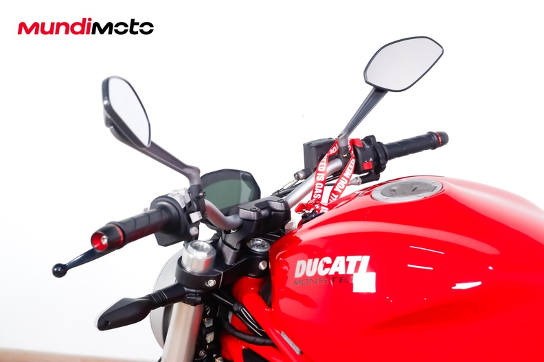 Motorbike image 10