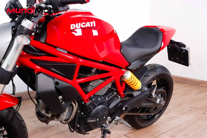 Motorbike image 8