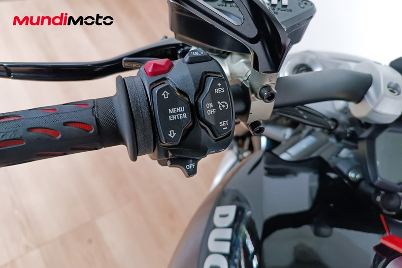 Motorbike image 12
