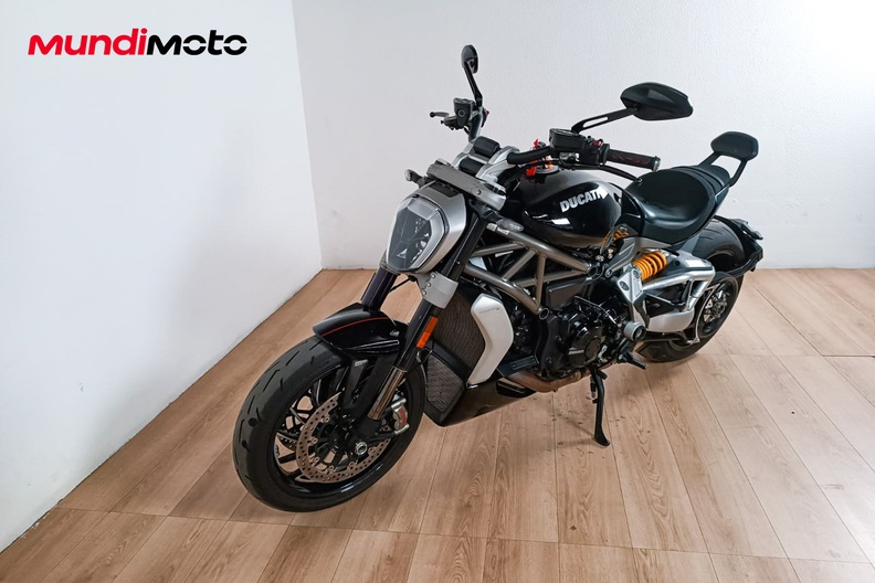 Motorbike image 6