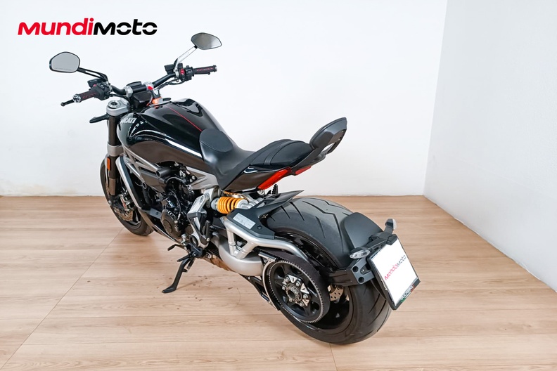 Motorbike image 7