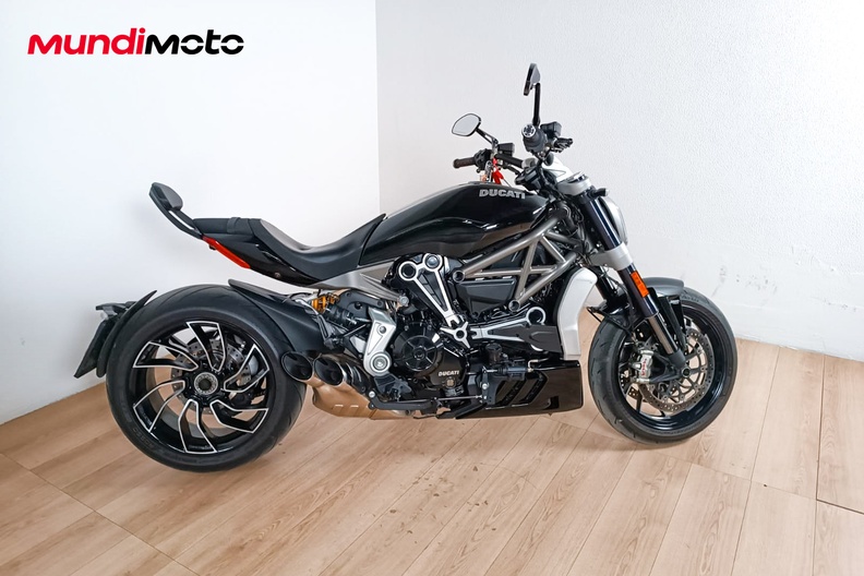 Motorbike image 0