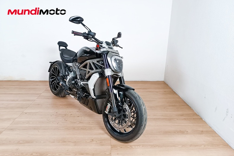 Motorbike image 1
