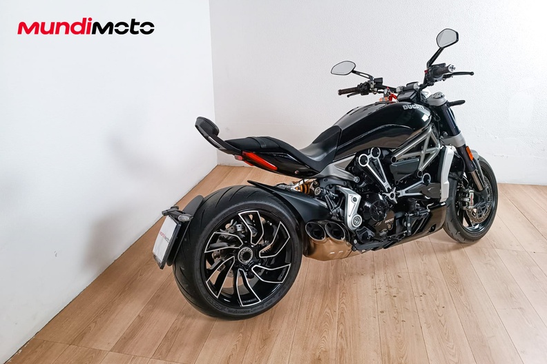 Motorbike image 2