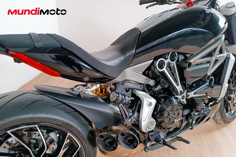 Motorbike image 3