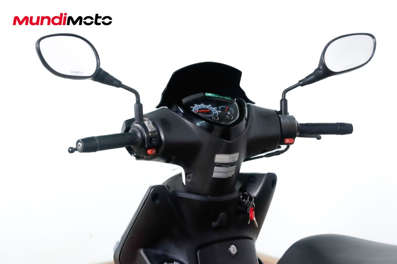 Motorbike image 10