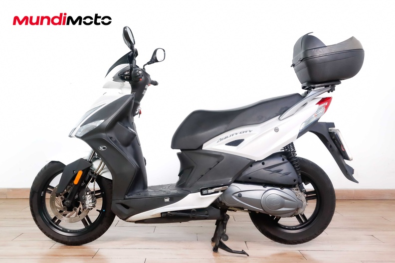 Motorbike image 5