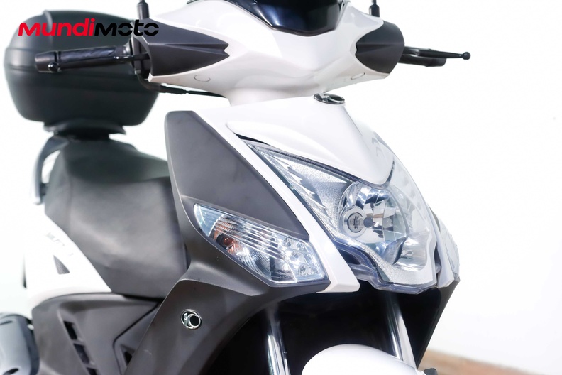 Motorbike image 4