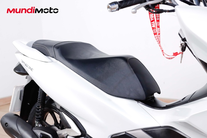 Motorbike image 13