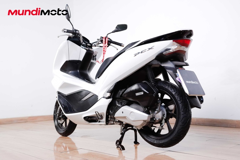 Motorbike image 6