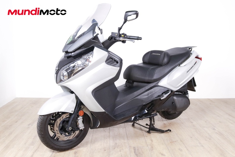 Motorbike image 6