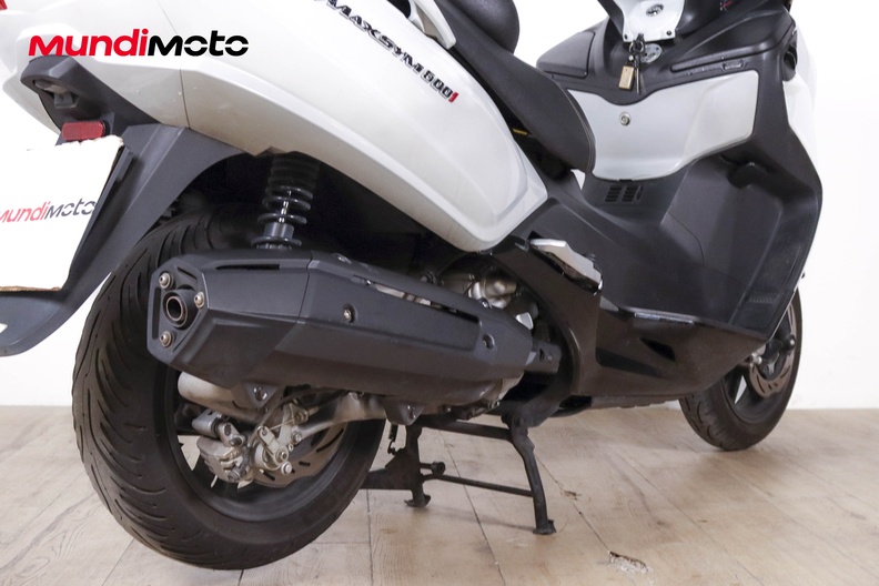 Motorbike image 3