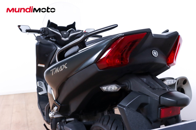 Motorbike image 9